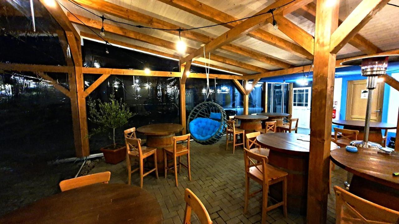Penzion jako víno Bulhary Exterior foto